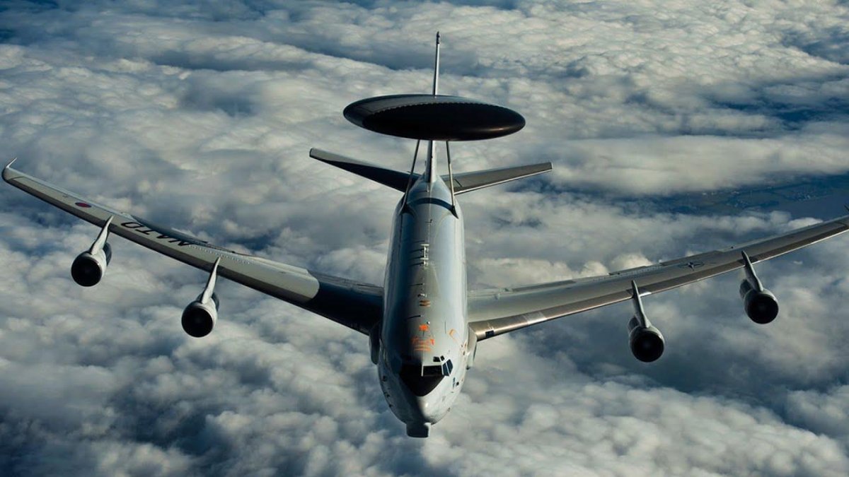 АВАКС самолет разведчик