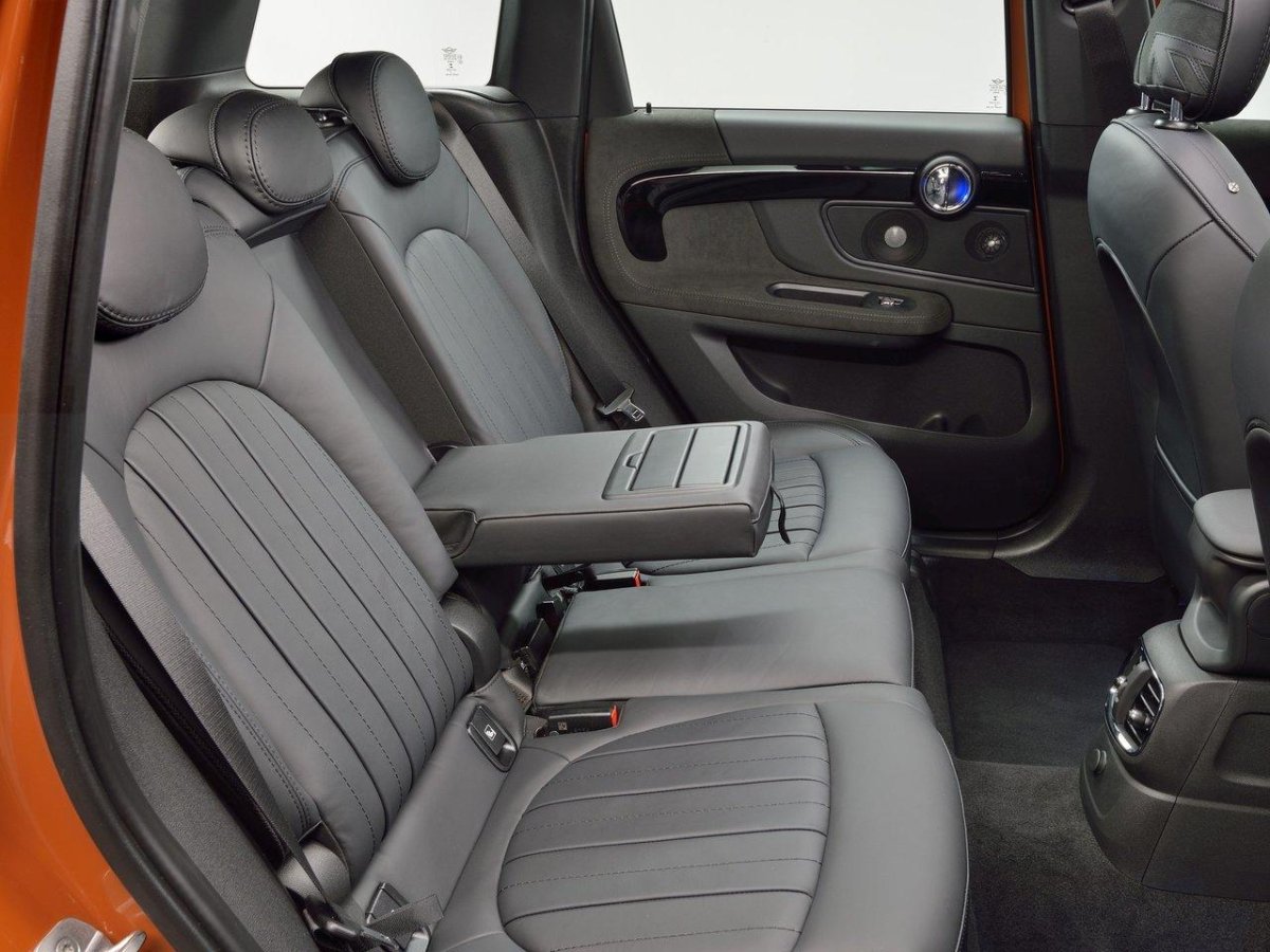 Mini Cooper Countryman 2021 салон