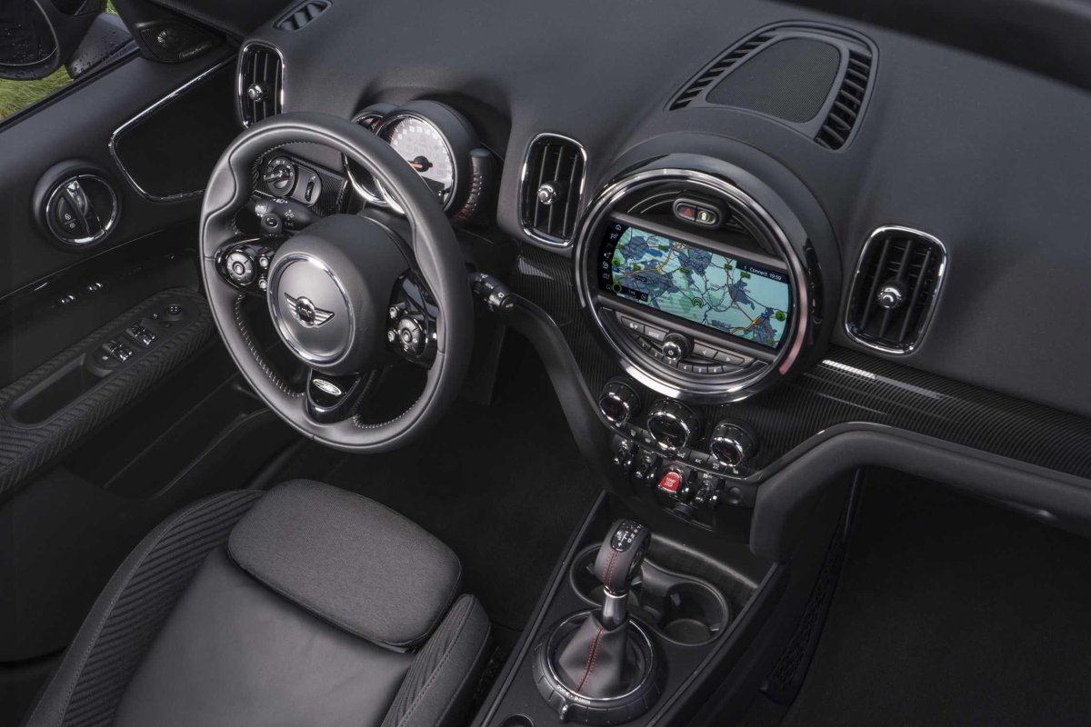 Mini Cooper Countryman 2022 салон