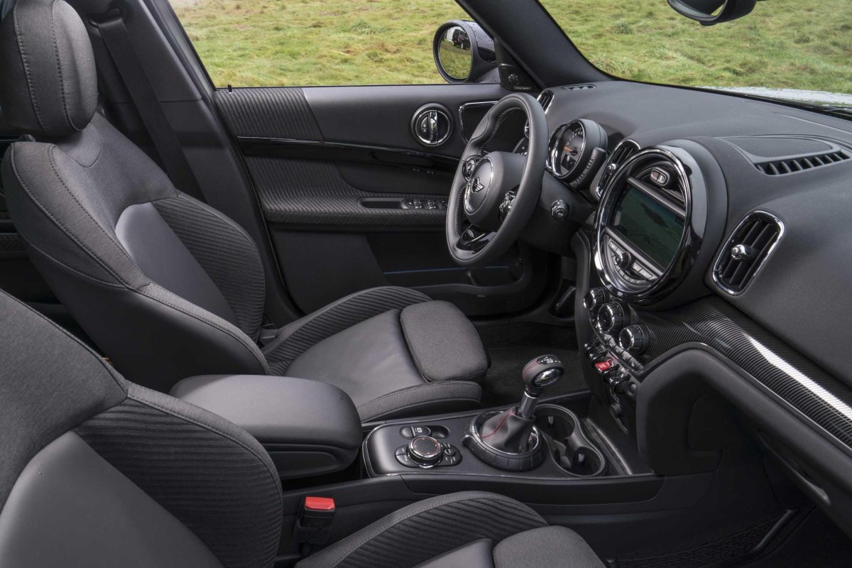 Mini Cooper Countryman 2017 салон