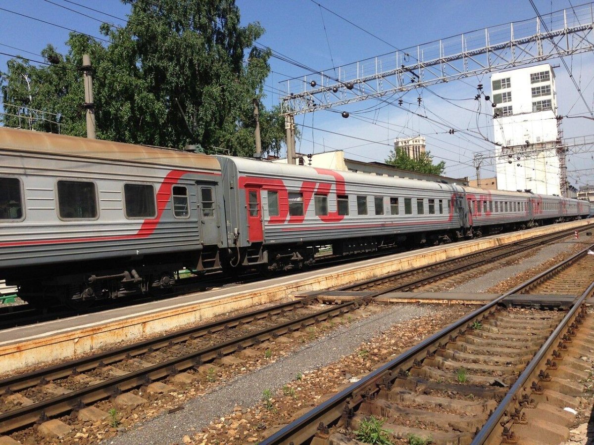 Поезд 472 Адлер Москва