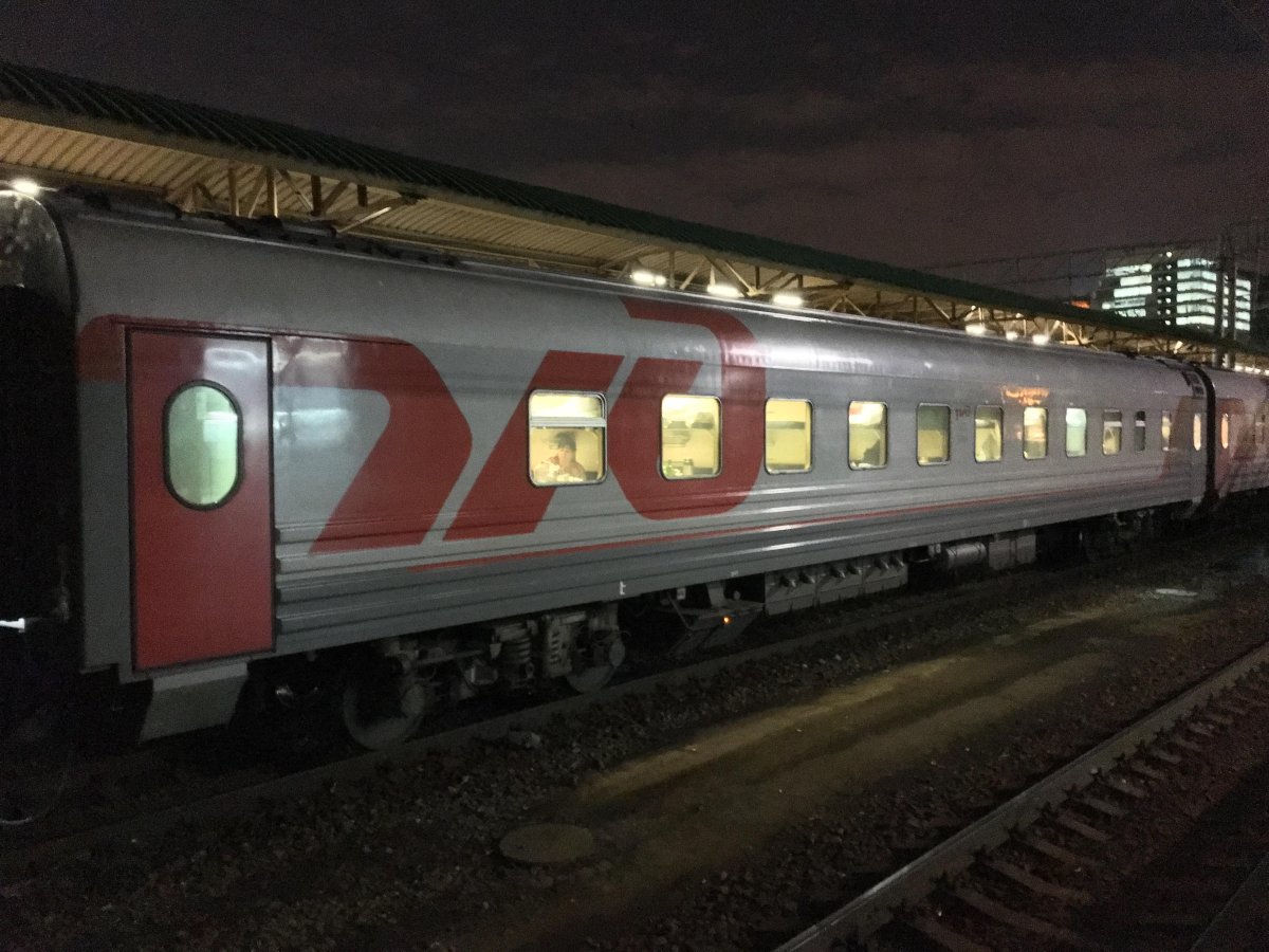 Поезд 102м премиум плацкарт