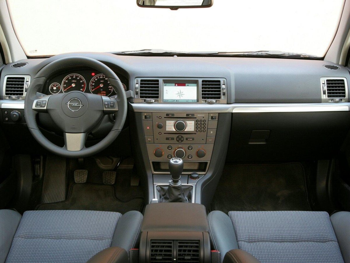 Opel Signum 2005 салон