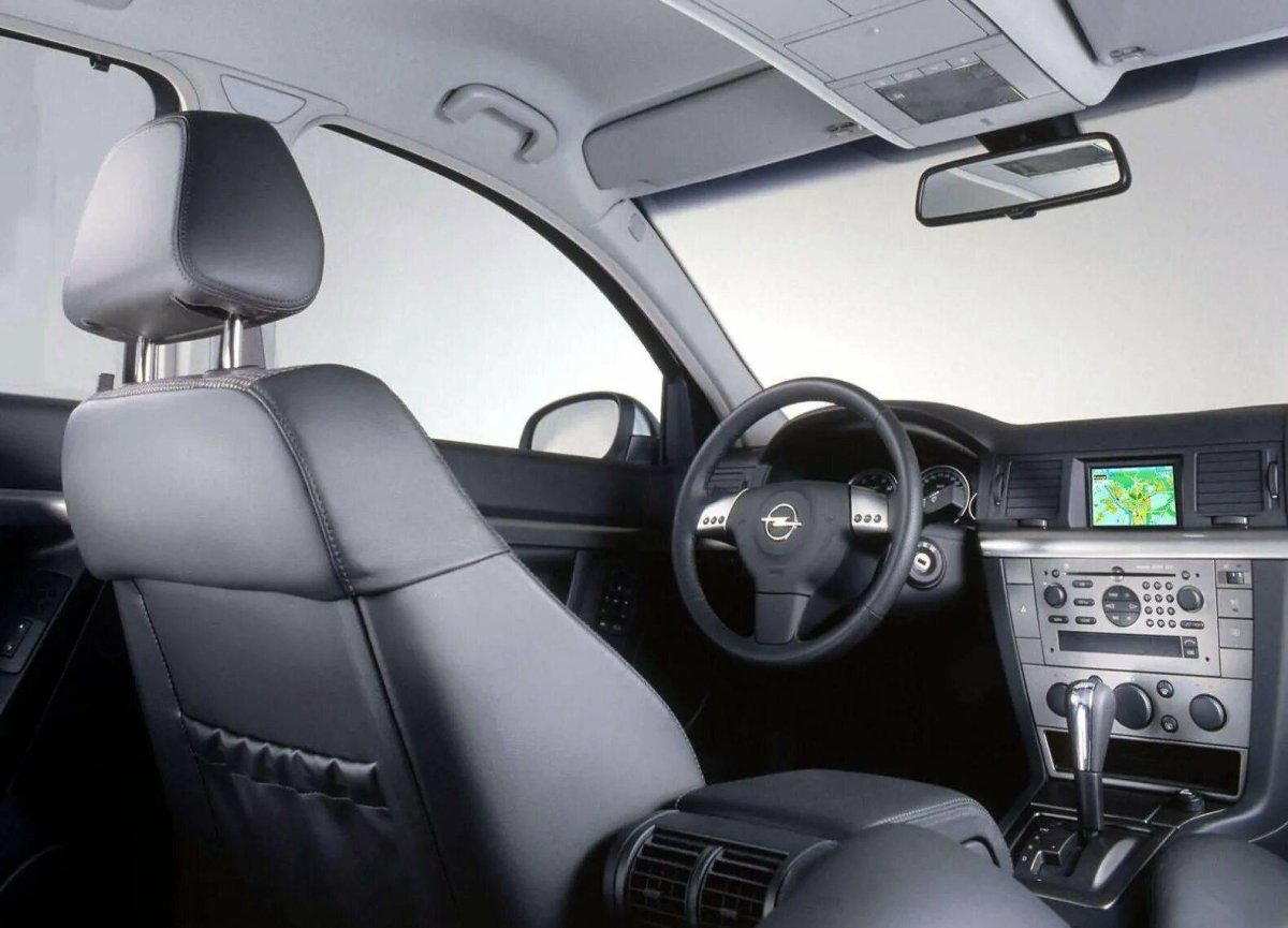 Opel Signum 2003 салон