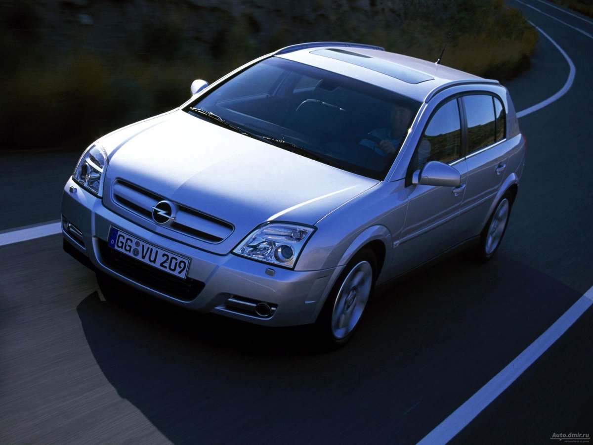 Opel Signum 2.0 МТ, 2003