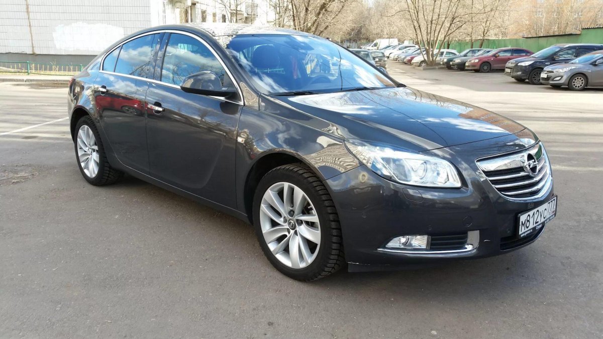 Опель Инсигния 2 литра