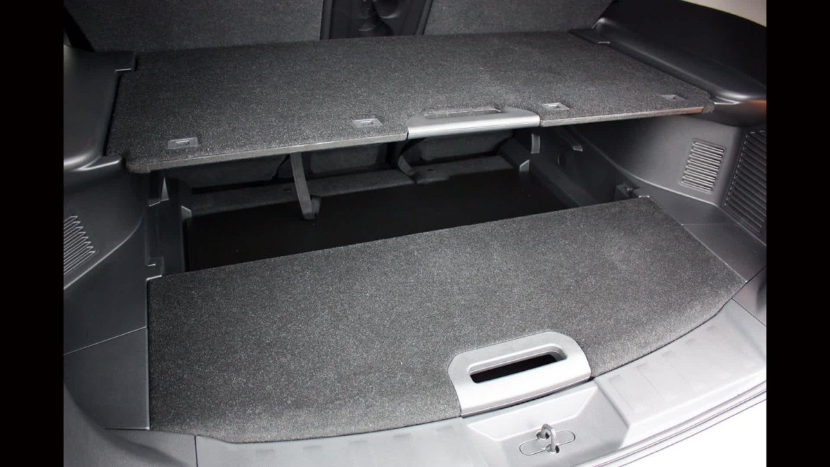 Nissan x-Trail t32 полка в багажник
