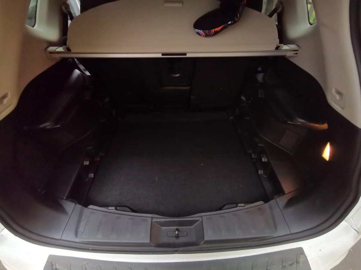 Пол багажника Nissan x-Trail t32