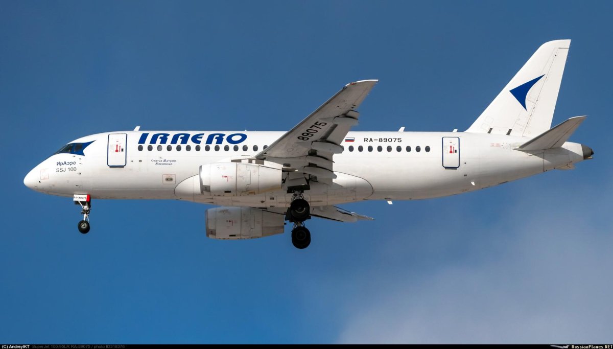 Sukhoi Superjet 100-95lr