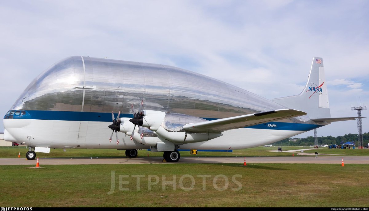 Самолёт Aero Spacelines super Guppy