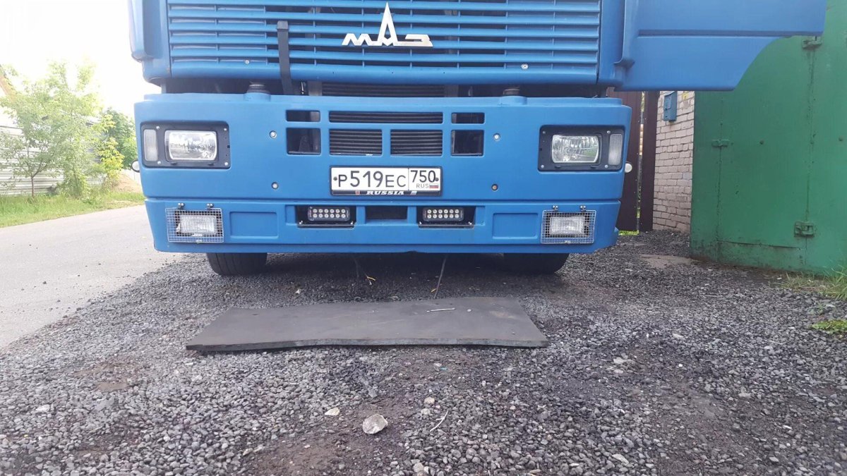 Фара противотуманная МАЗ 5440