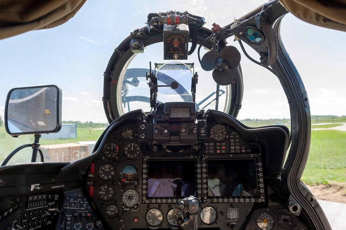Ми-28 кабина штурмана