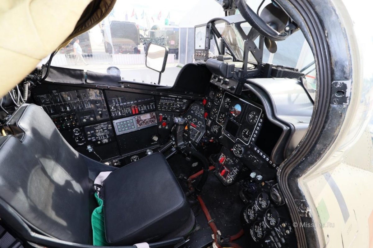 Ми-35 кабина