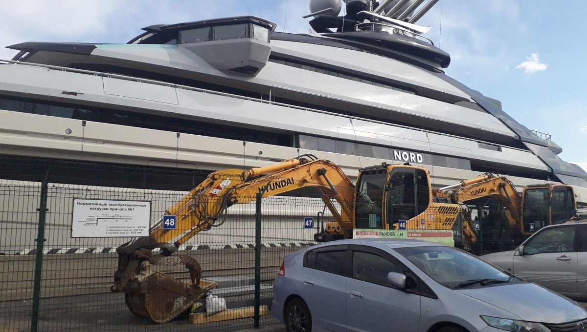 Яхта Норд Мордашова