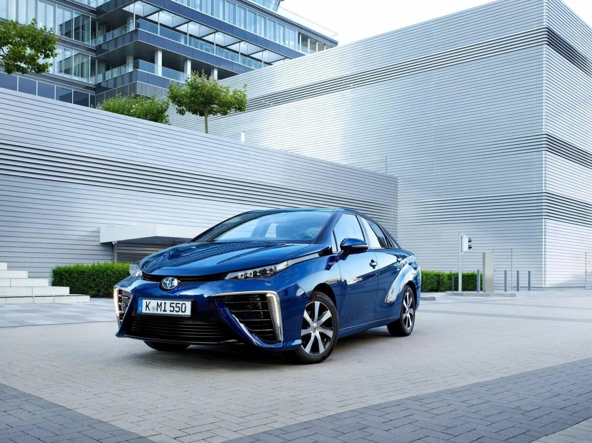 Toyota Mirai 2016