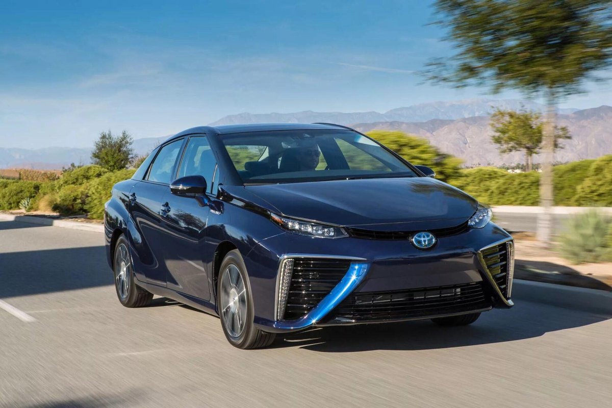 Toyota Mirai 2016