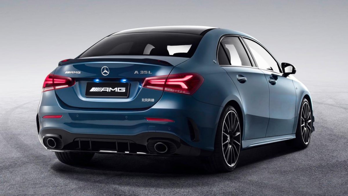 2020 Mercedes-AMG A 35 4matic sedan