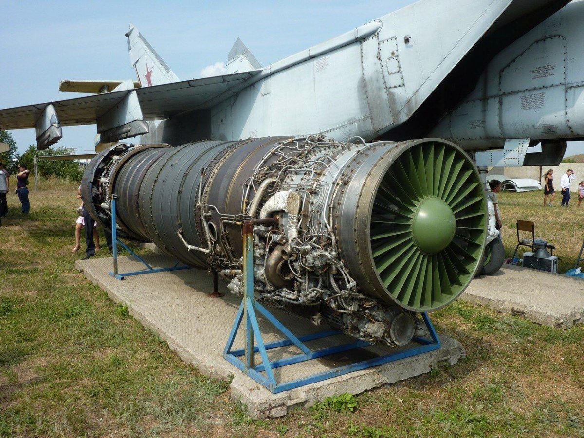 Двигатель р15б-300 миг-25