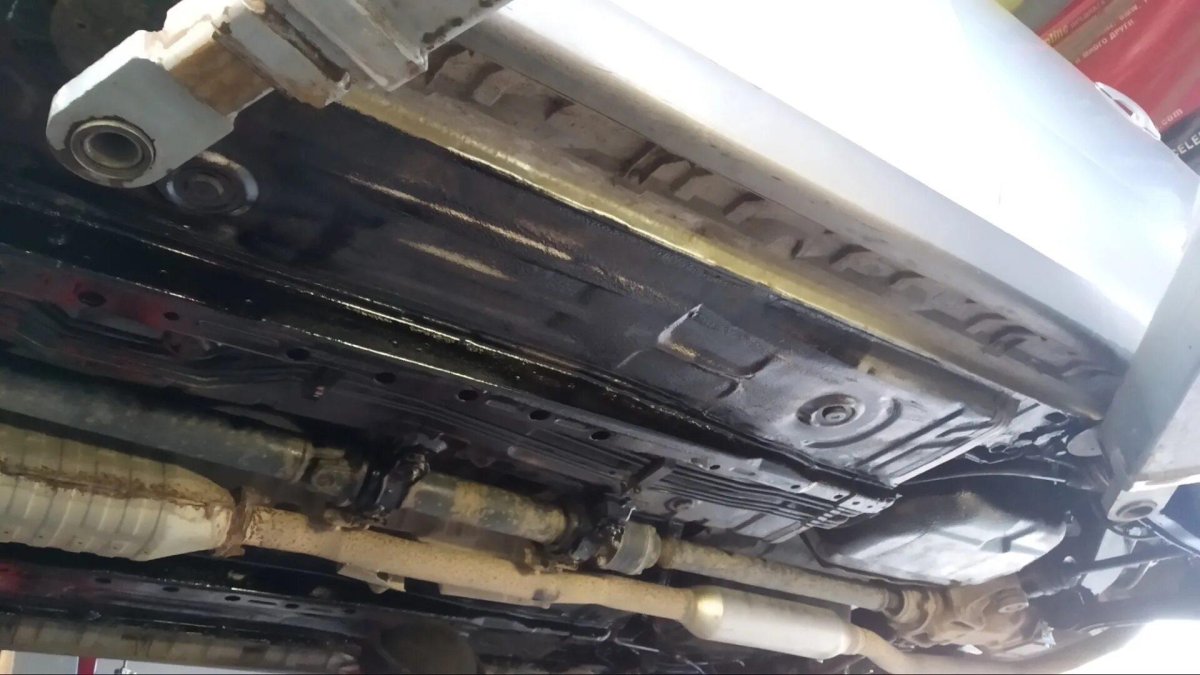 Днище Мицубиси Аутлендер 2