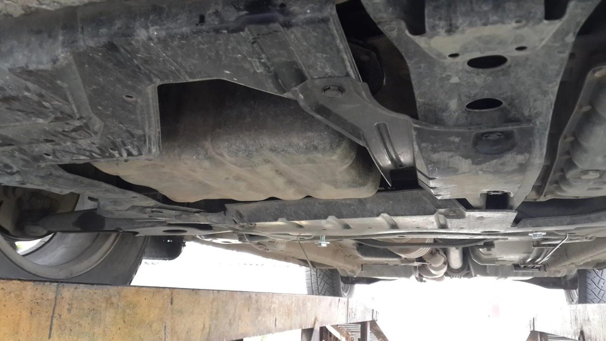 Днище снизу Mitsubishi Outlander 3