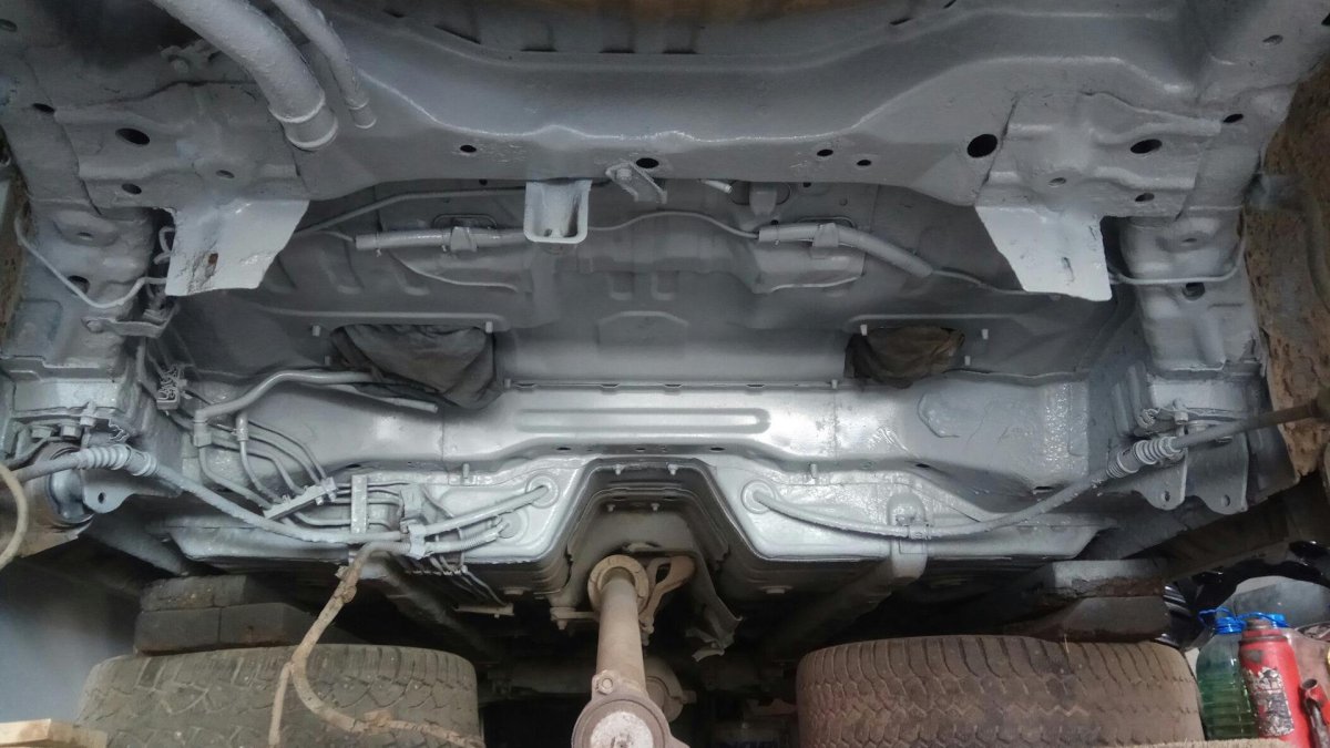 Mitsubishi Outlander днище