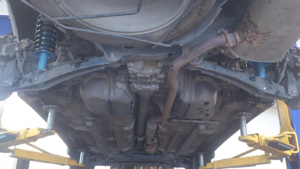 Mitsubishi Outlander 3 вид снизу