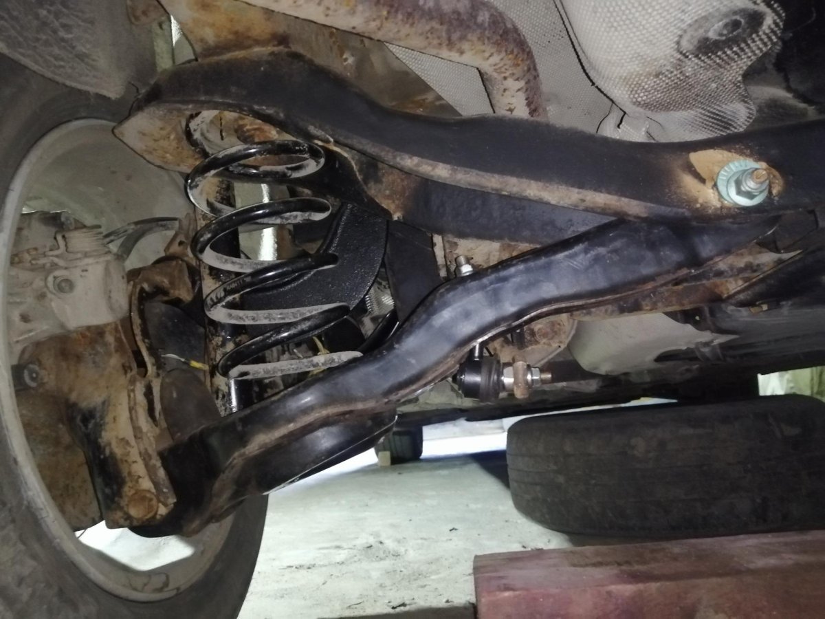 Развальные рычаги Мазда 3 БК