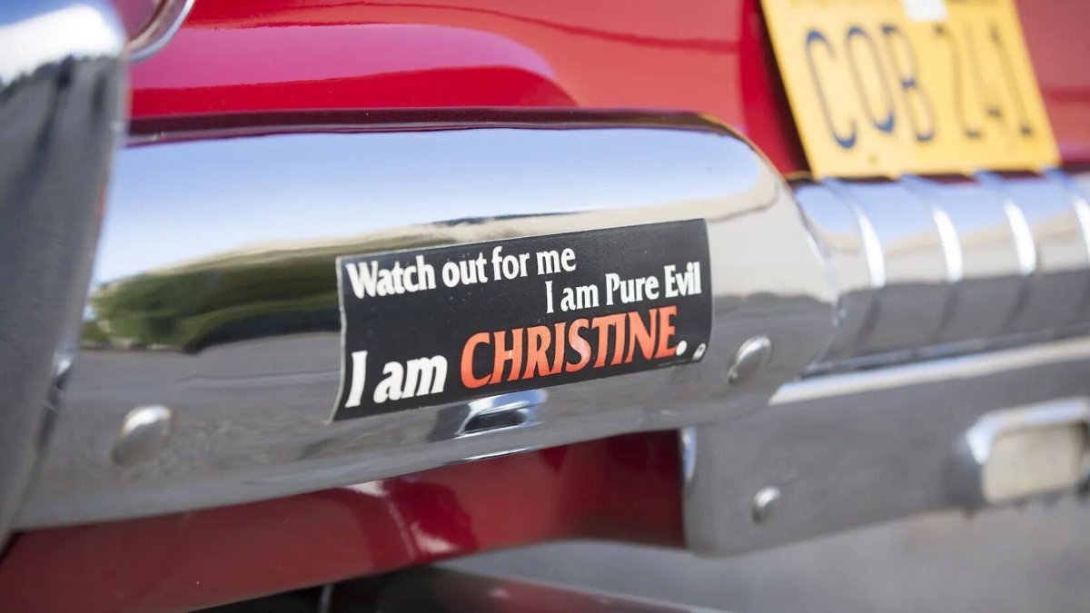 Плимут Фьюри Кристина