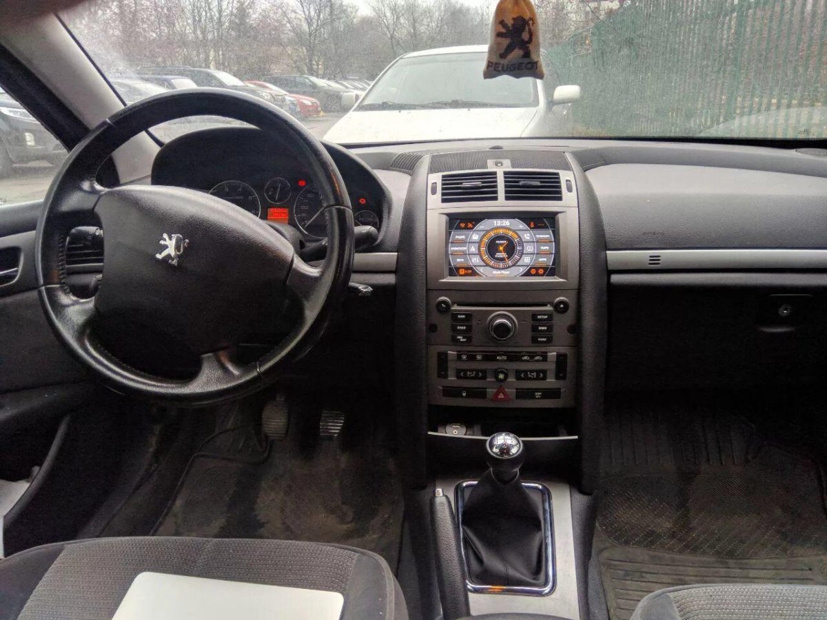 Peugeot 407 2004 салон