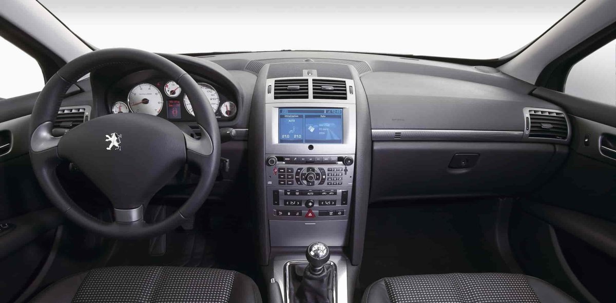 Peugeot 407 салон