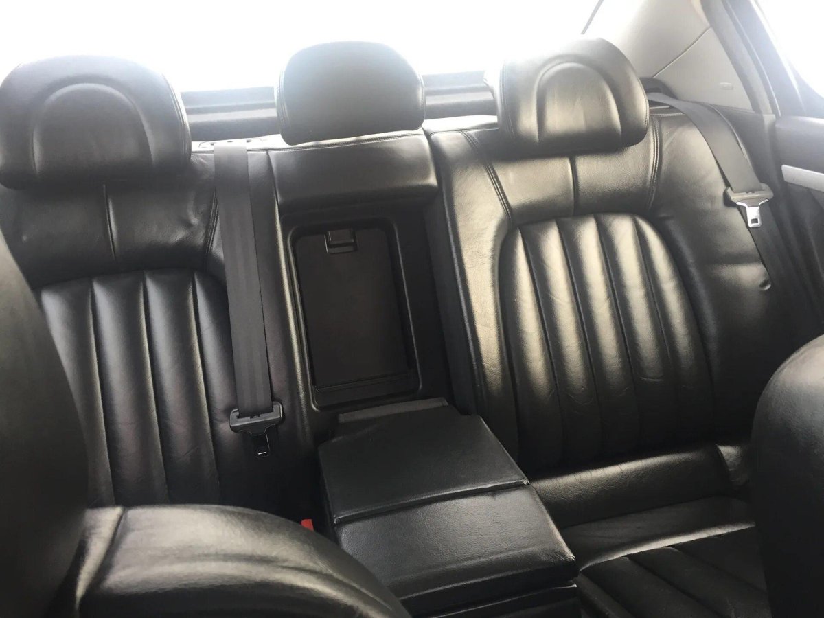 Кожаный салон Пежо 407