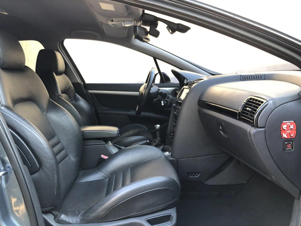 Кожаный салон Пежо 407