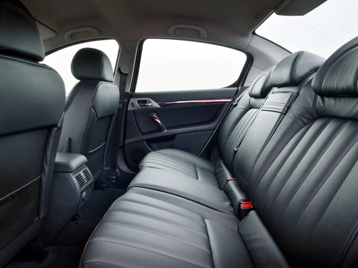 Peugeot 407 Interior