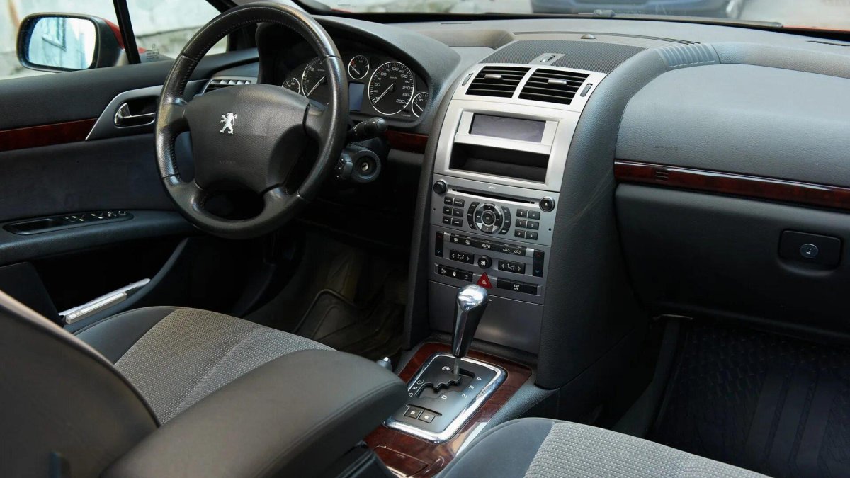 Peugeot 407 салон