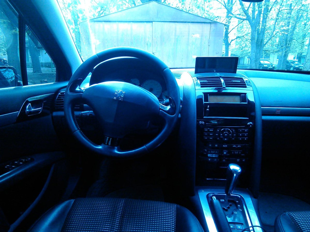 Peugeot 407 2004 салон