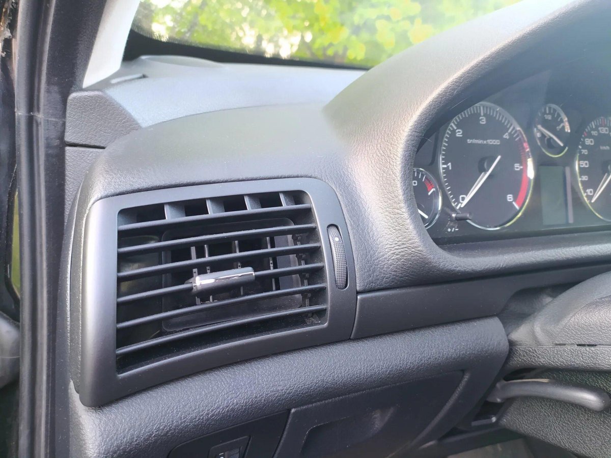 Пежо 407 покраска пластика салона