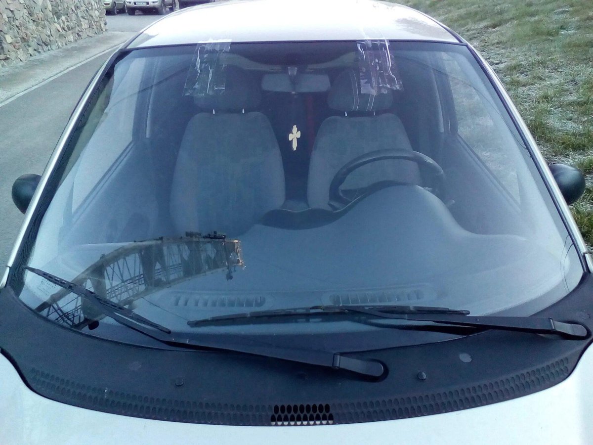 Daewoo Matiz 0.8 лобовое стекло