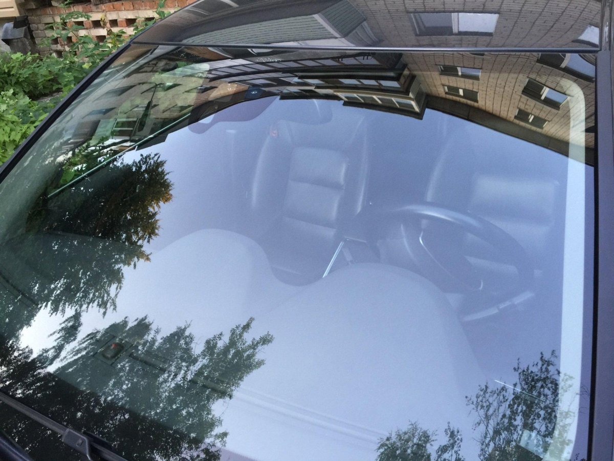 Ветровые стекла автомобиля