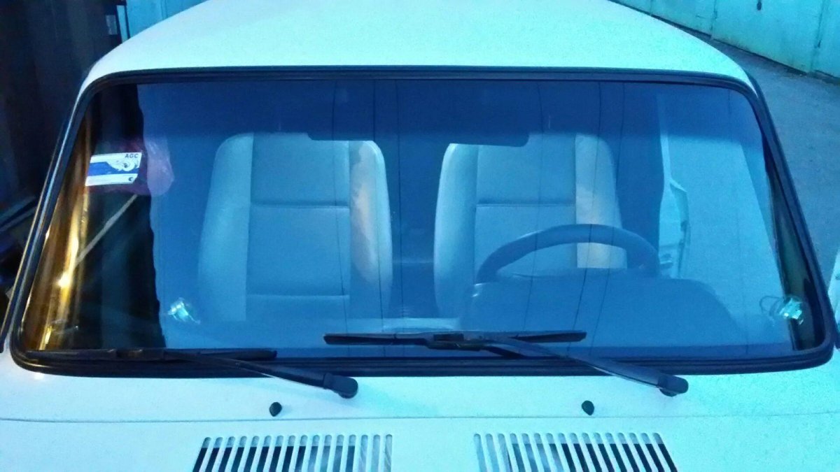 Лобовое ВАЗ 2107