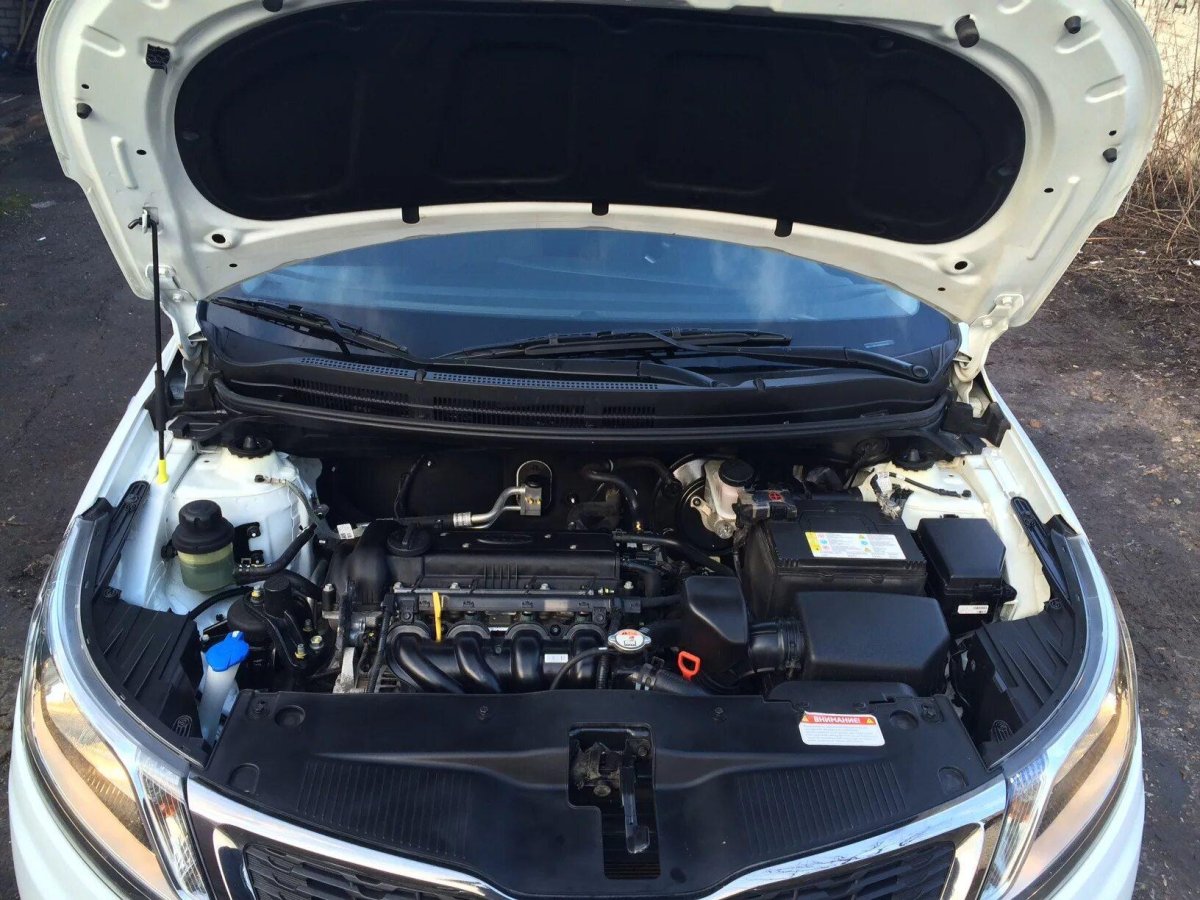 Киа Рио 4 под капотом