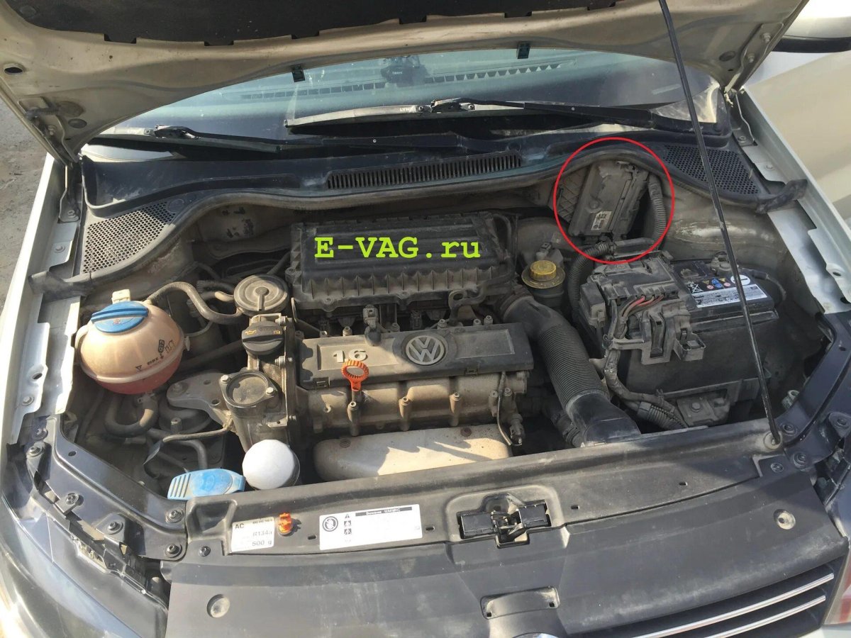 VW Polo под капотом