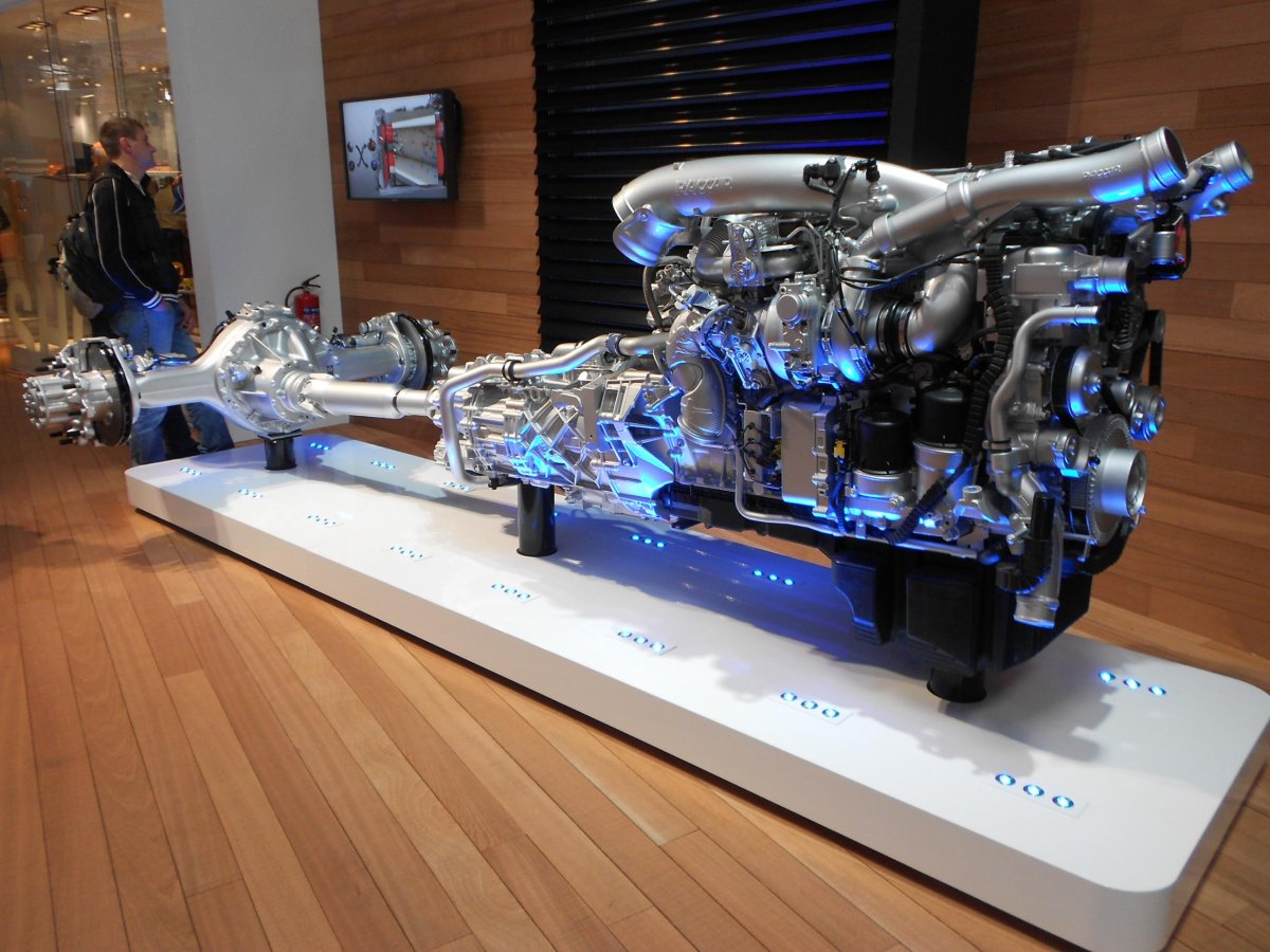 Paccar engine
