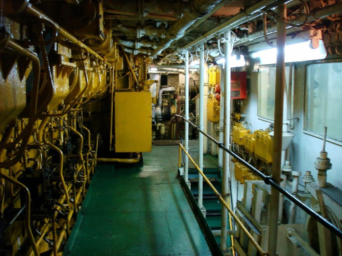 Машинное отделение на судне