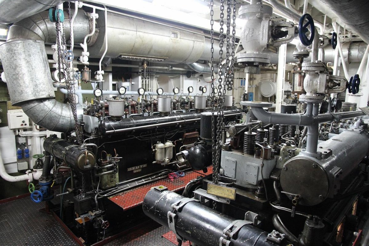 Машинное отделение на судне