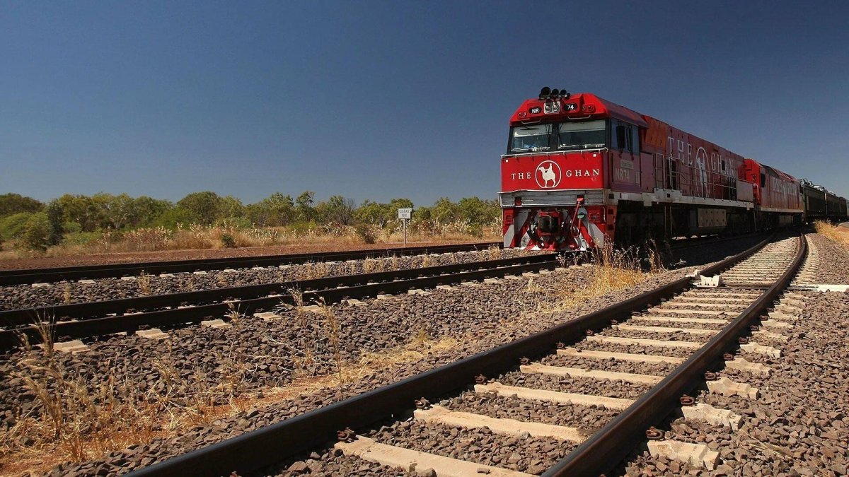 Самый длинный поезд в мире 682 вагона