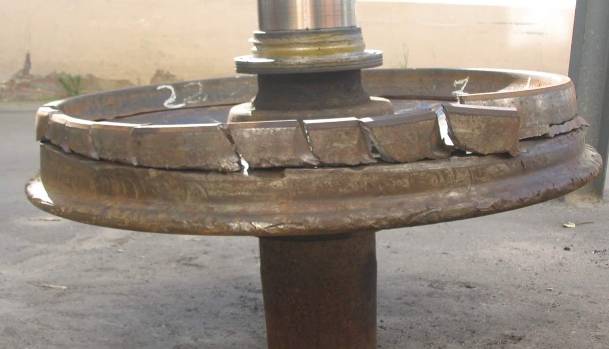 Излом колеса вагона