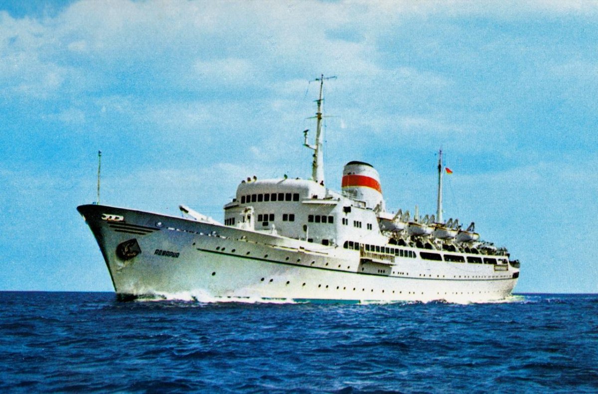 Теплоход Аджария ЧМП