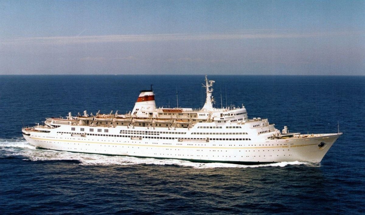 Теплоход Тарас Шевченко