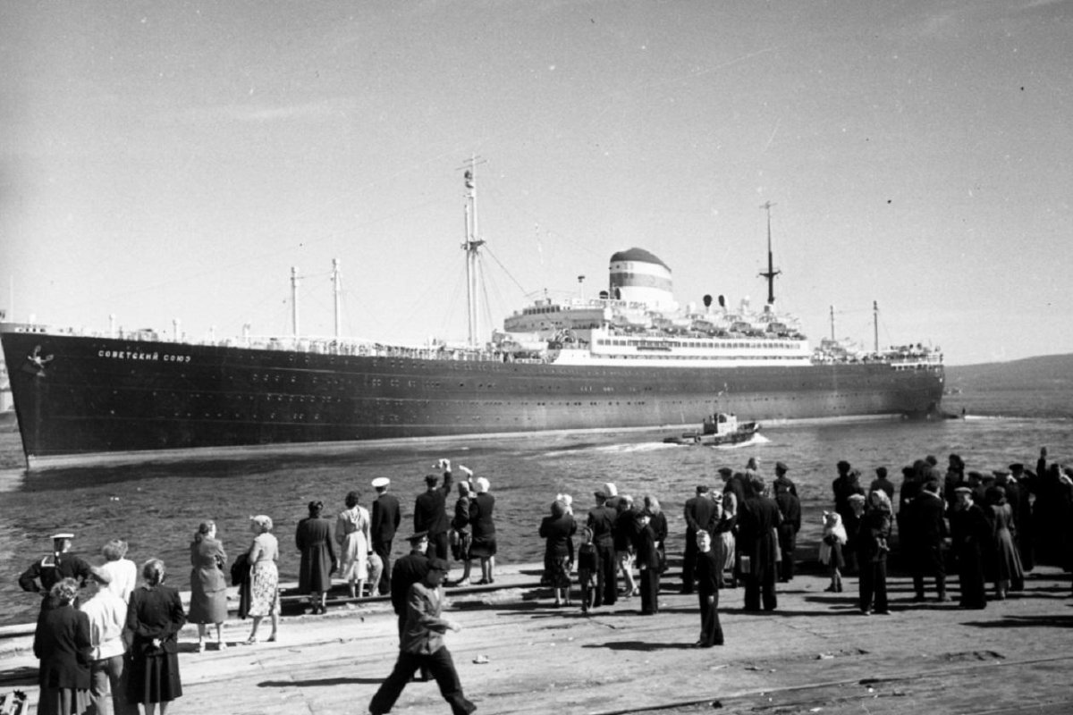 Теплоход Советский Союз Адольф Гитлер