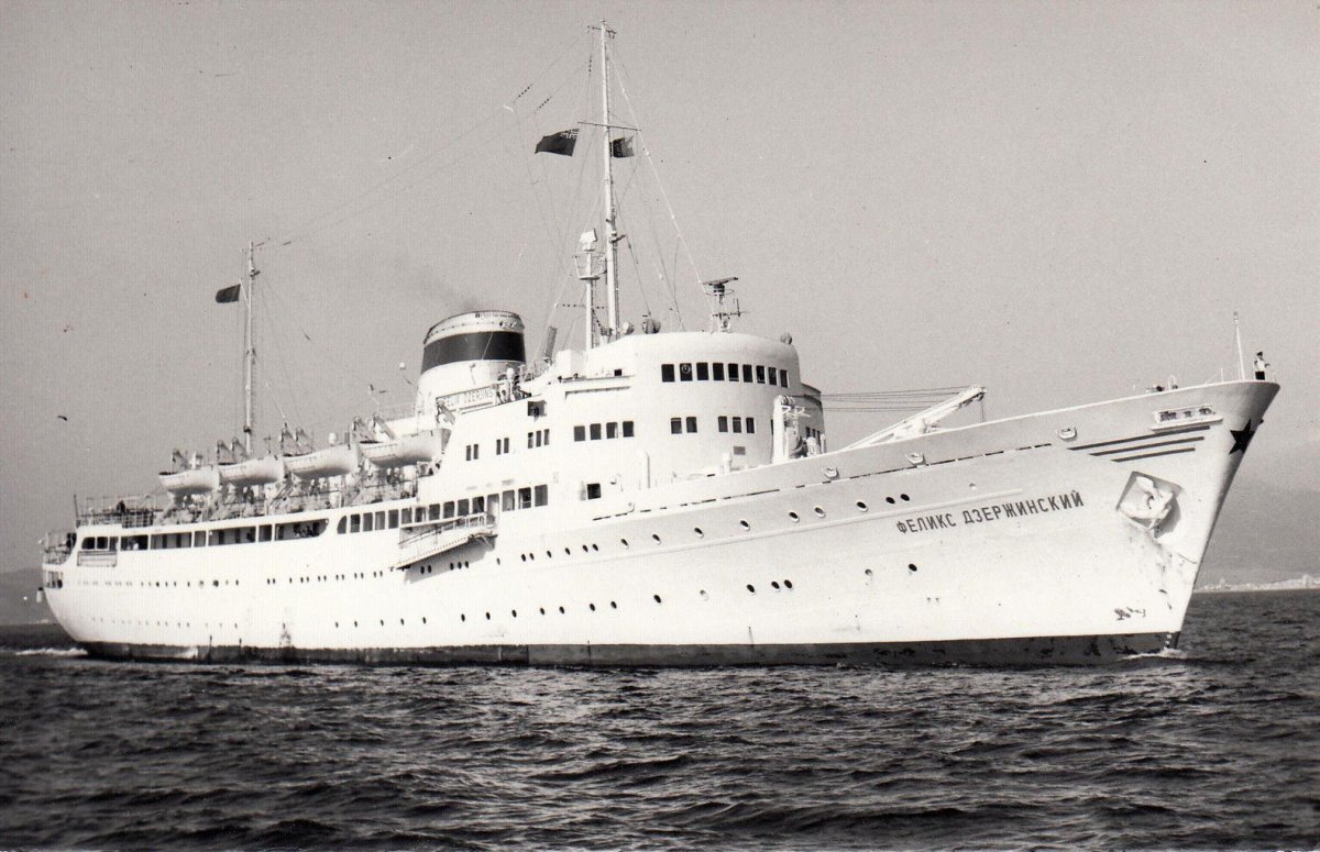 Фёдор Шаляпин теплоход, турбоход